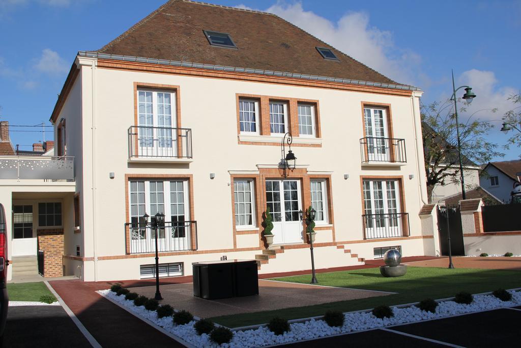 Villa Louis Victor Dizy Buitenkant foto